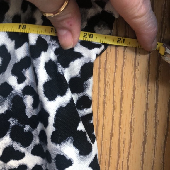 NWOT Animal print, dressy, light weight coat. - Picture 11 of 11